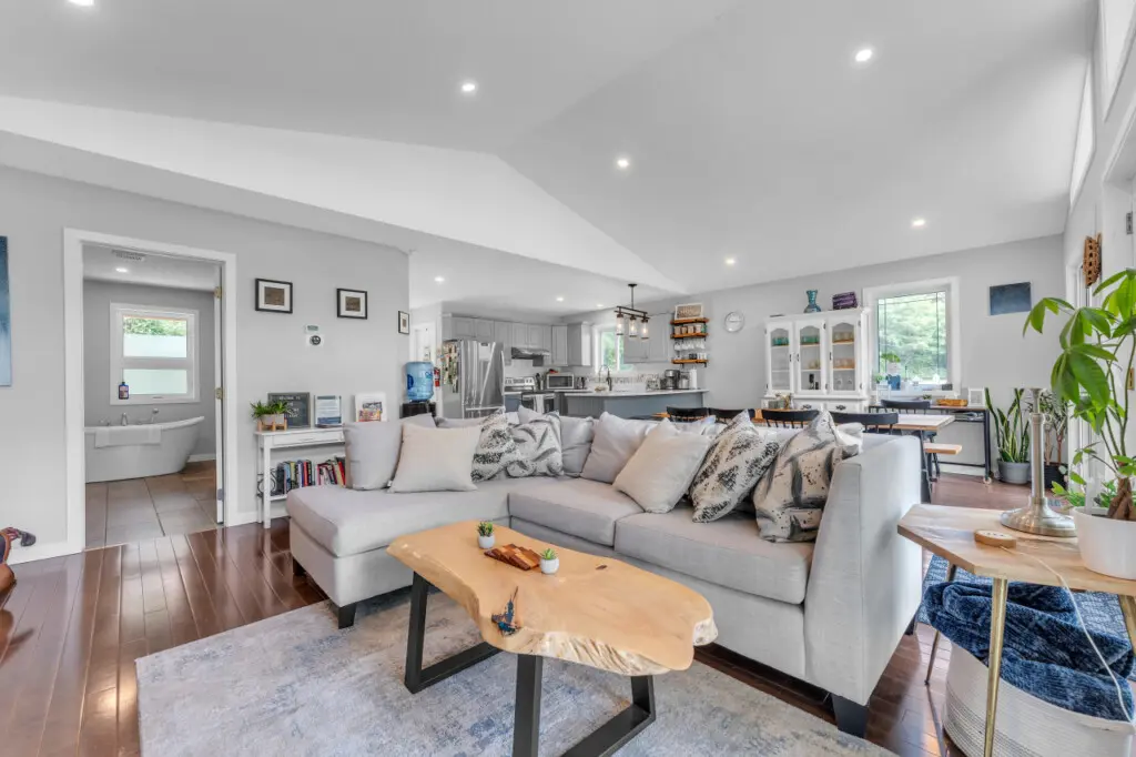 78429 209878 M9XVvHBK4VY6MqtAKfB4 utu9IOFaFprCOC07E Paqk 66ec8e1828cb4.jpg